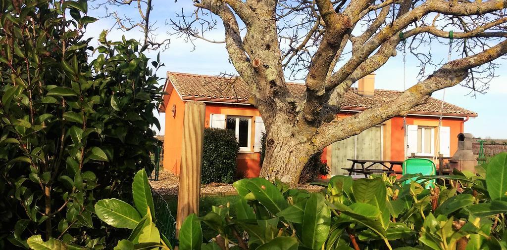 Au Petit Lieu-Dit Anglade Exterior photo